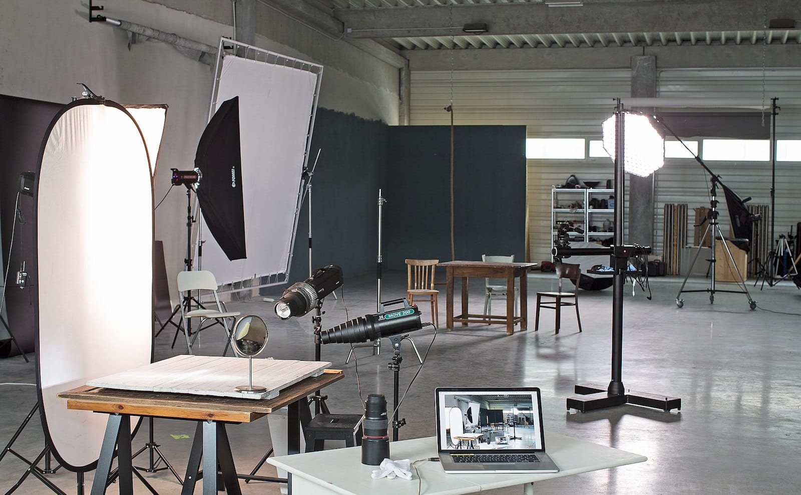 Ateliér 300 1 — fotografia štúdia F-Production, Dušan Křístek